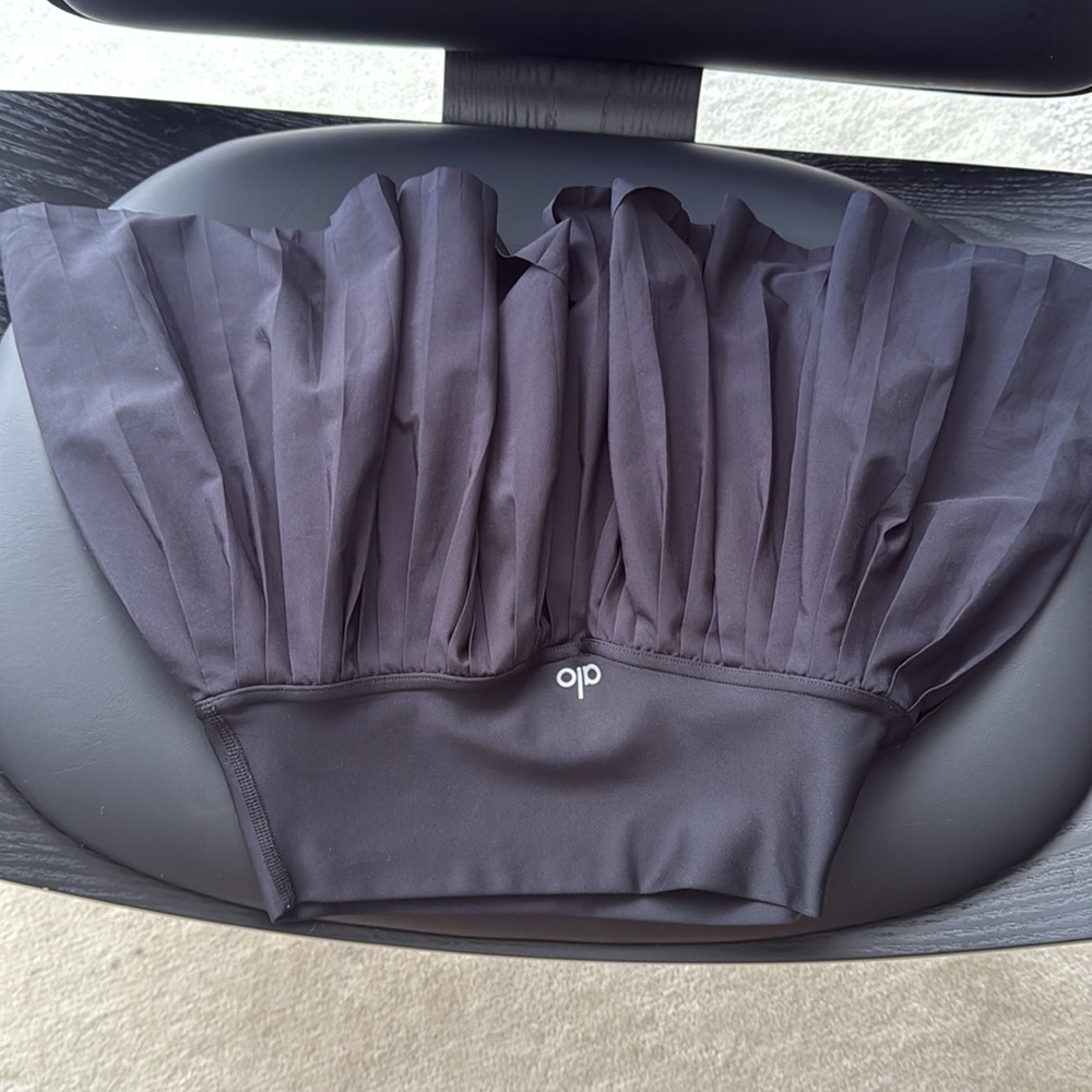 ALO Yoga Women's Black Skater Skirt - Picture 3 of 5